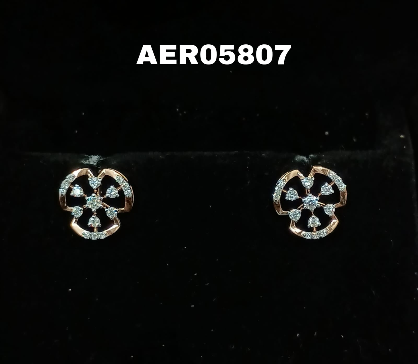Diamond Tops